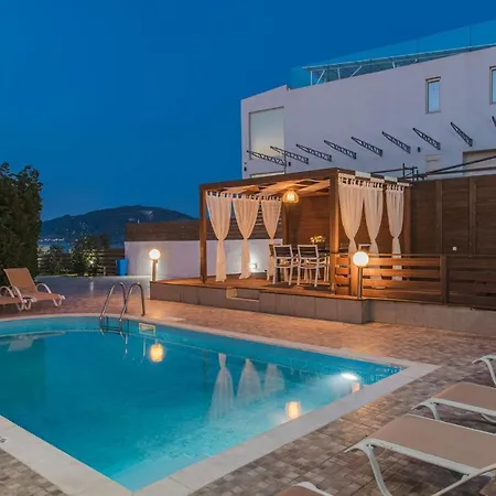 Danae - 100m From Vila Laganas