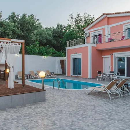 Danae - 100m From لاغاناس