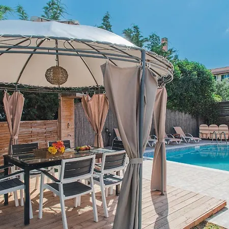 Danae - 100m From * لاغاناس