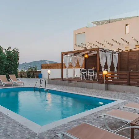 Villa Danae - 100m From *